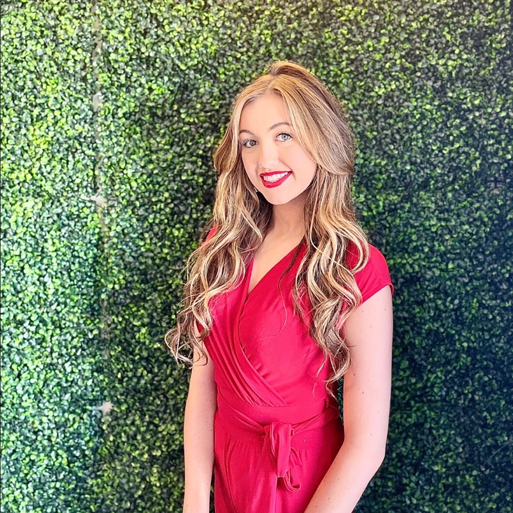 Meet your Posher, Dana